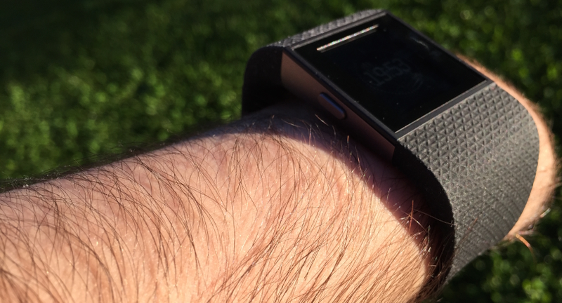 Illustration for article titled Fitbit Surge, análisis: un smartwatch que ni es smart ni es reloj
